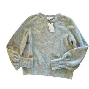 a Love a Women's Pullover Sweater Crew Neck Long Sleeve Outdoor Gray Size L